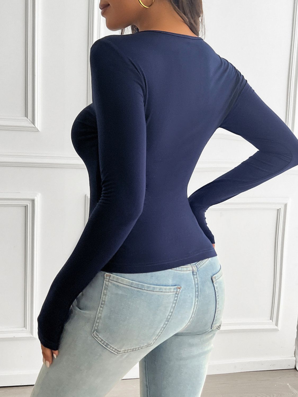 Round Neck Long Sleeve T-Shirt