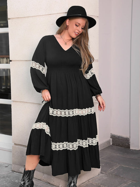 Curve Lace Detail V-Neck Long Sleeve Midi Dress
